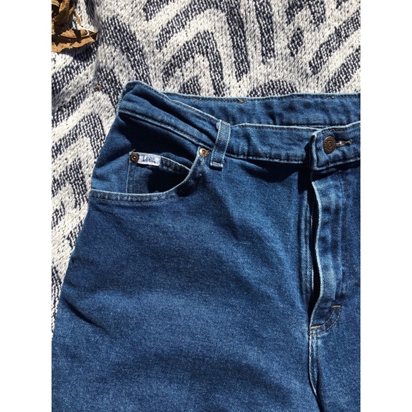 90’s Vintage Plus Size High Waisted Lee Jeans 16 - Picture 5 of 7